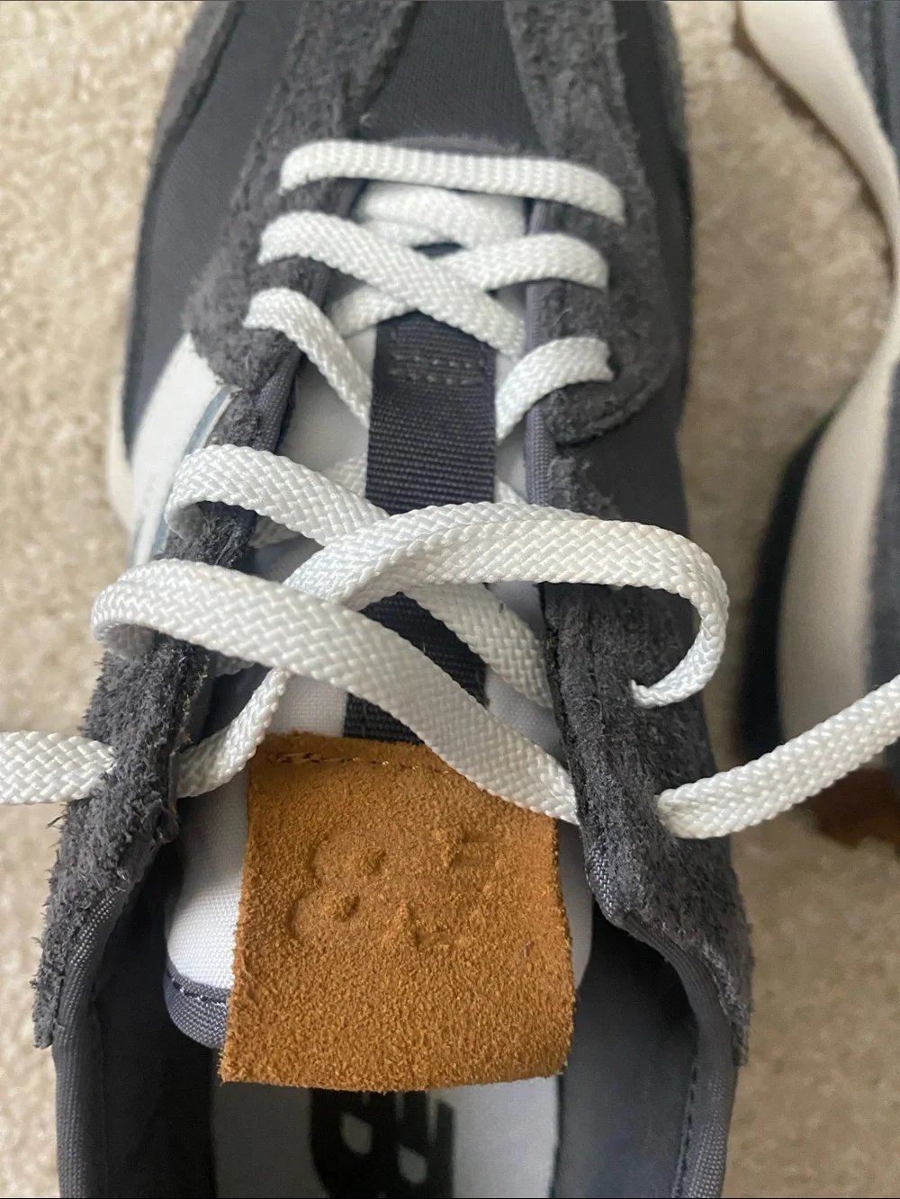 New Balance Women’s 527 Gray Suede & Mesh Sneakers with White Logo - Picture 6 of 12
